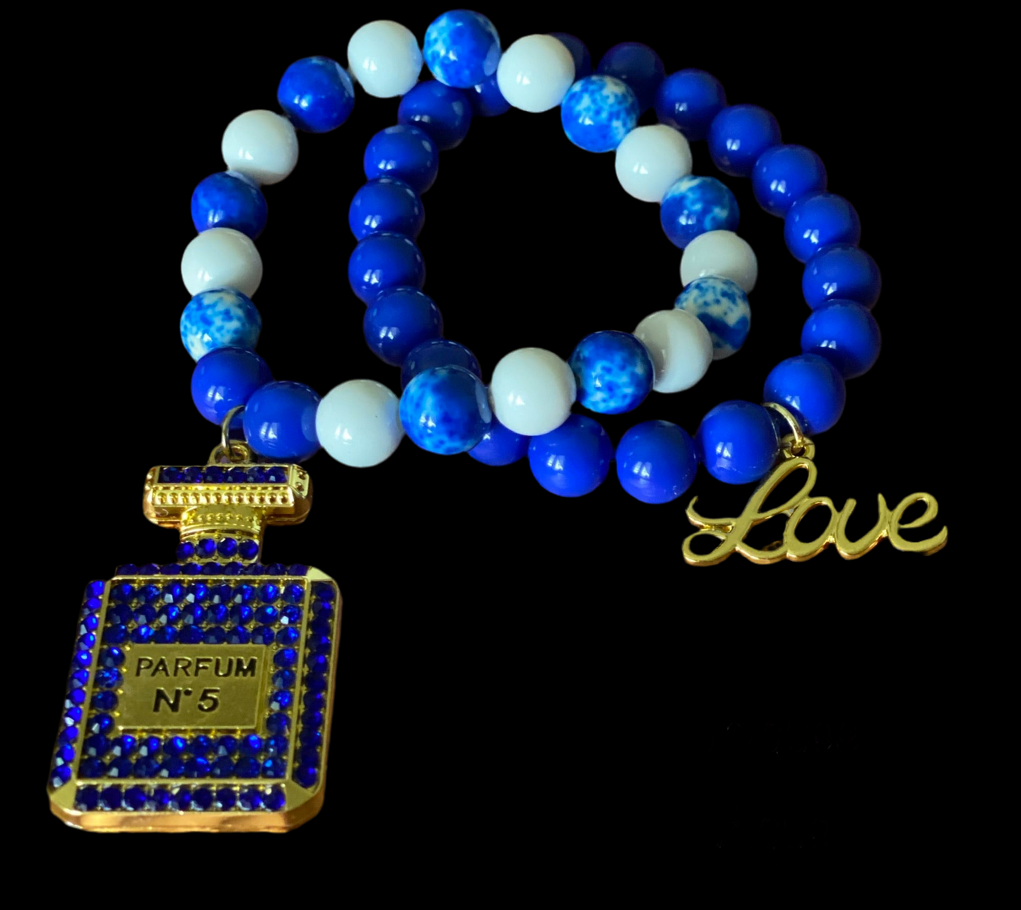 “Blue & White”.                  #E4